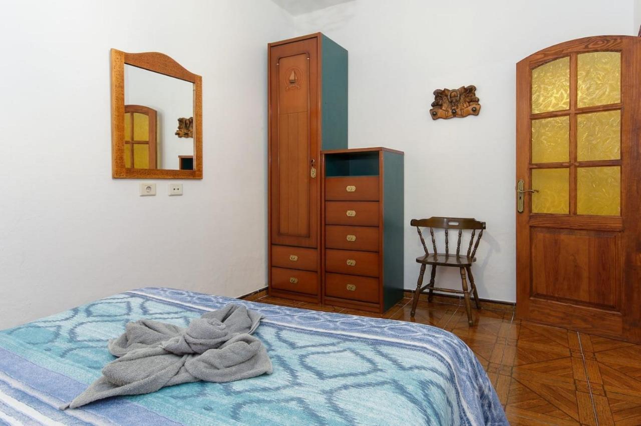 Buda Apartment *